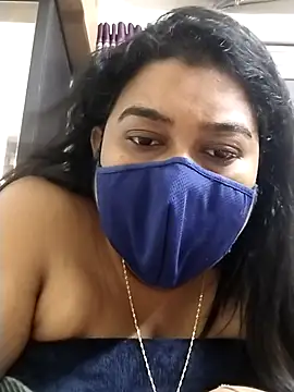 Snapshot of indianlisa5 chatting on 11, 9, 2025 indianlisa5 online show from 11, 9, 2025