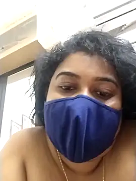 Snapshot of indianlisa5 chatting on 13, 9, 2025 indianlisa5 online show from 13, 9, 2025