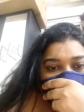 Snapshot of indianlisa5 chatting on 25, 11, 2025 indianlisa5 online show from 25, 11, 2025