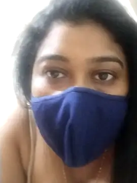 Snapshot of indianlisa5 chatting on 28, 11, 2025 indianlisa5 online show from 28, 11, 2025