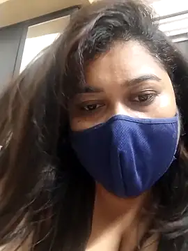 Snapshot of indianlisa5 chatting on 7, 6, 2026 indianlisa5 online show from 7, 6, 2026