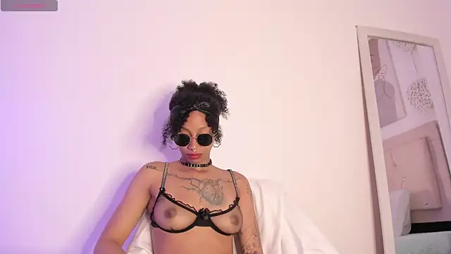 daiana curly online show from 18, 3, 2025