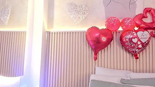 daiana curly online show from 14, 2, 2026