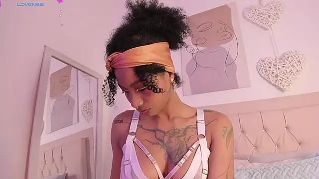 daiana curly online show from 21, 3, 2025