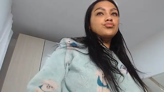 fairylatin222 online show from 21, 10, 2025