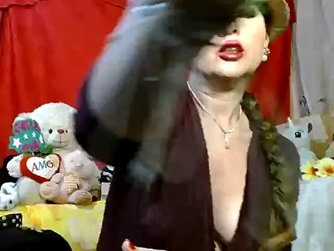 hottieperla online show from 17, 4, 2026