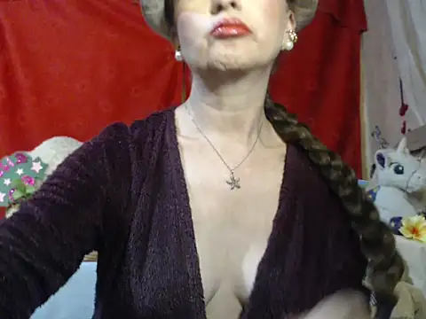 hottieperla online show from 22, 9, 2025