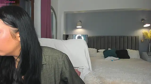 Awesome Jolie online show from 11, 11, 2025