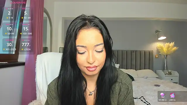 Awesome Jolie online show from 2, 11, 2025