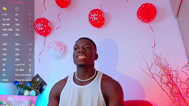 Snapshot of mike_wallace chatting on 14, 3, 2025 mike wallace online show from 14, 3, 2025