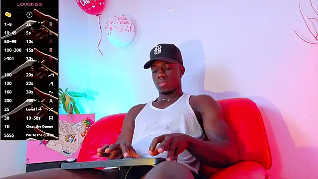 Snapshot of mike_wallace chatting on 26, 2, 2025 mike wallace online show from 26, 2, 2025