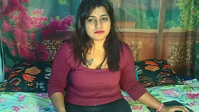 RoyalIndianCreamPuff online show from 20, 6, 2026