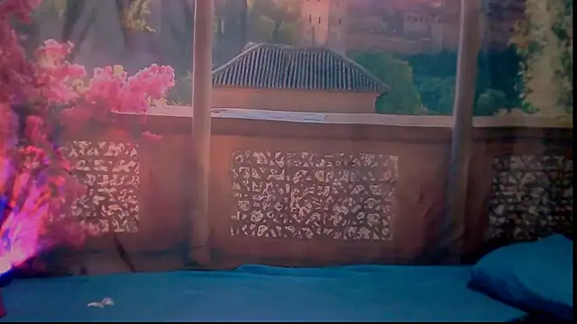 RoyalIndianCreamPuff online show from 21, 9, 2025