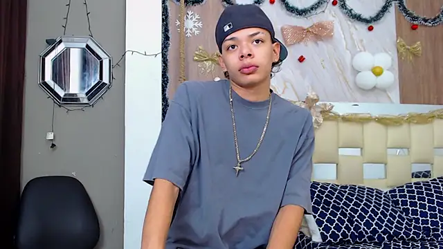 Snapshot of Harry_jhonsson chatting on 3, 12, 2025 Harry jhonsson online show from 3, 12, 2025