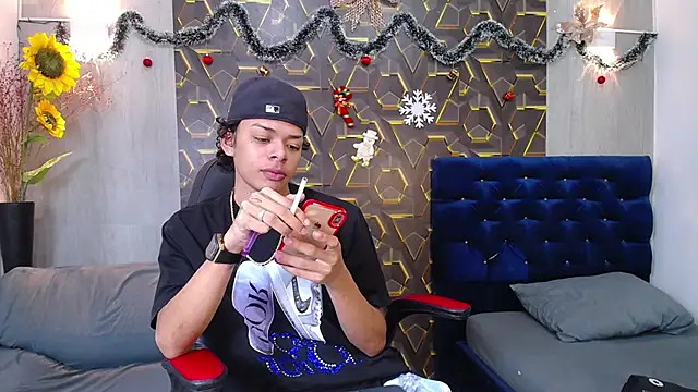 Snapshot of Harry_jhonsson chatting on 19, 12, 2025 Harry jhonsson online show from 19, 12, 2025