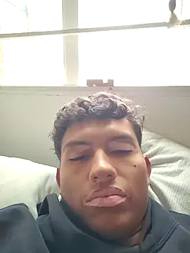 Snapshot of xrobXstax chatting on 15, 11, 2025 xrobXstax online show from 15, 11, 2025