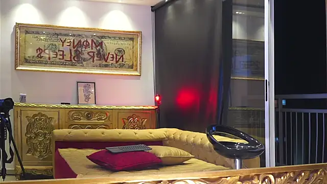 dantecoppolaa  online show from 27, 2, 2026