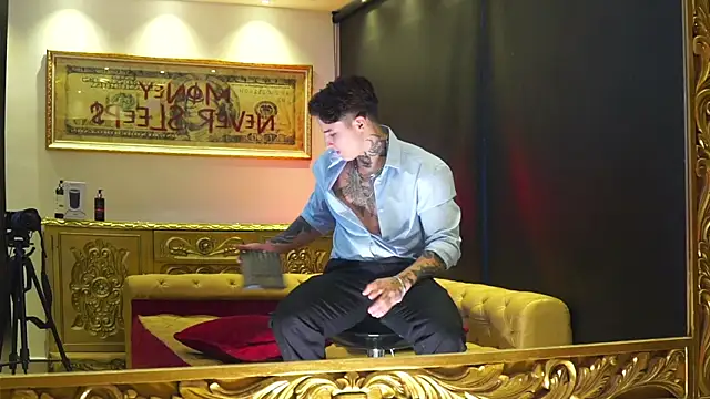 dantecoppolaa  online show from 17, 4, 2026