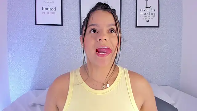 Natasha harper online show from 22, 10, 2025