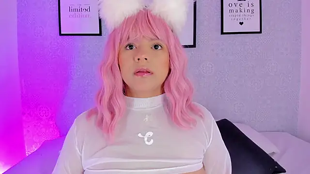 Natasha harper online show from 25, 9, 2025