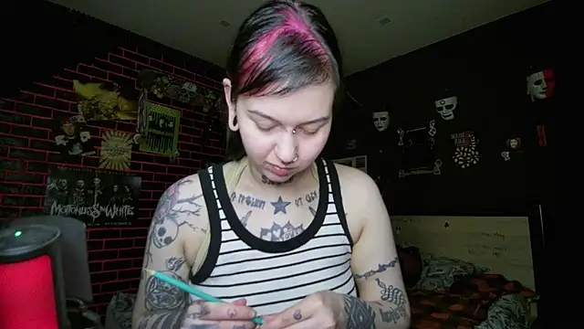 MoorderxDoll online show from 18, 3, 2026