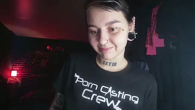 Snapshot of MoorderxDoll chatting on 16, 3, 2025 MoorderxDoll online show from 16, 3, 2025