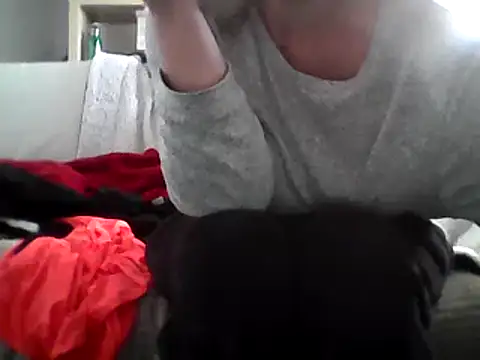 Snapshot of DragoneSFR chatting on 19, 3, 2025 DragoneSFR online show from 19, 3, 2025