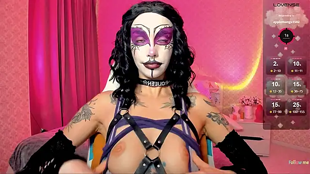 LeylaNoiry online show from 4, 10, 2025