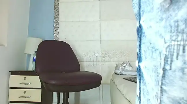 mailo bronw online show from 20, 12, 2024