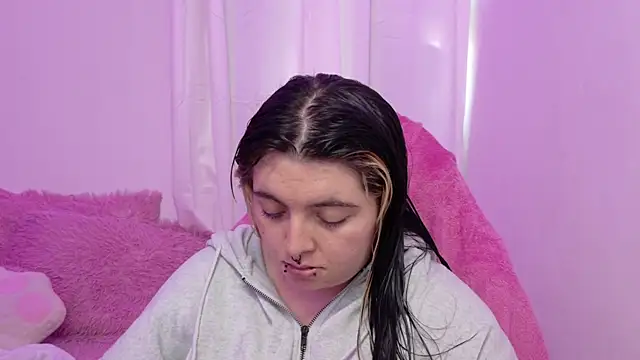 Sachi Meow online show from 5, 4, 2026