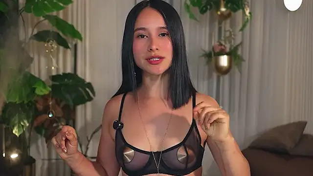 Miss beee online show from 11, 10, 2025