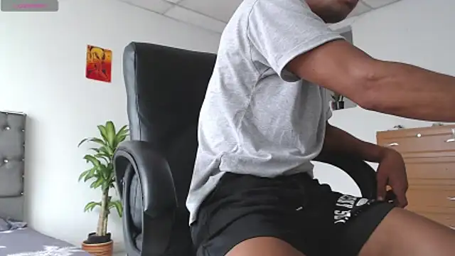 Aaronblack1  online show from 14, 11, 2025