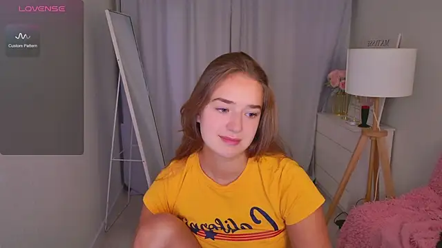 LovelyJessie online show from 25, 4, 2026