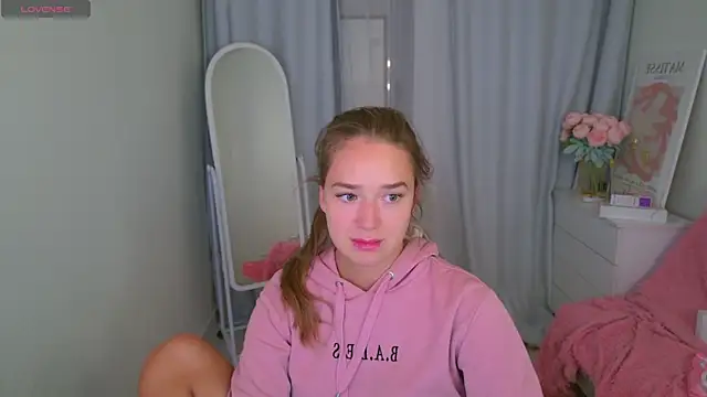 LovelyJessie online show from 10, 10, 2025