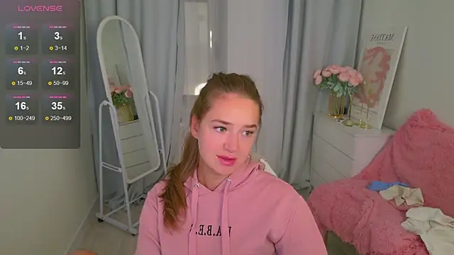 LovelyJessie online show from 8, 10, 2025