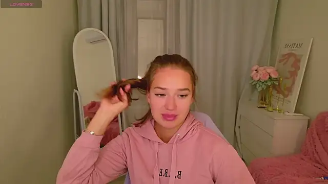 LovelyJessie online show from 1, 10, 2025