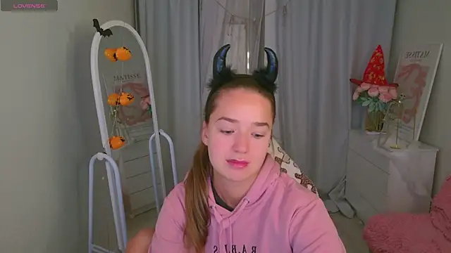 LovelyJessie online show from 29, 10, 2025