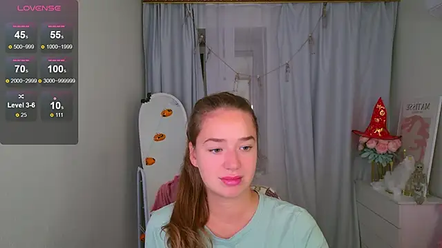 LovelyJessie online show from 25, 10, 2025