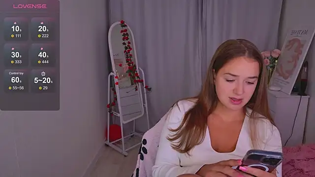 Snapshot of LovelyJessie chatting on 27, 2, 2026 LovelyJessie online show from 27, 2, 2026