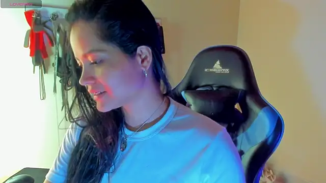 scarlet-kennedy98 online show from 15, 5, 2026