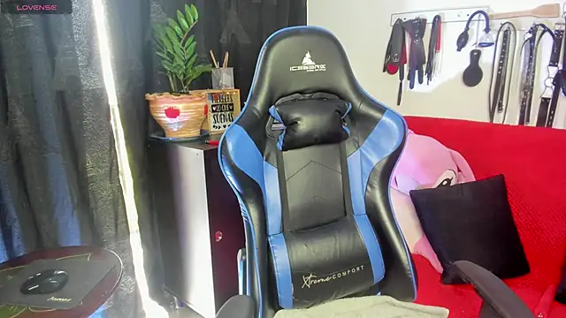 scarlet-kennedy98 online show from 17, 2, 2025