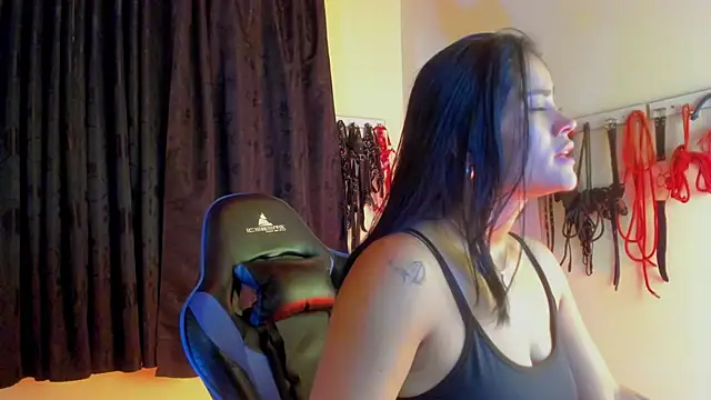 scarlet-kennedy98 online show from 15, 10, 2025