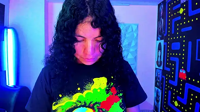 zoe martin4 online show from 4, 1, 2025