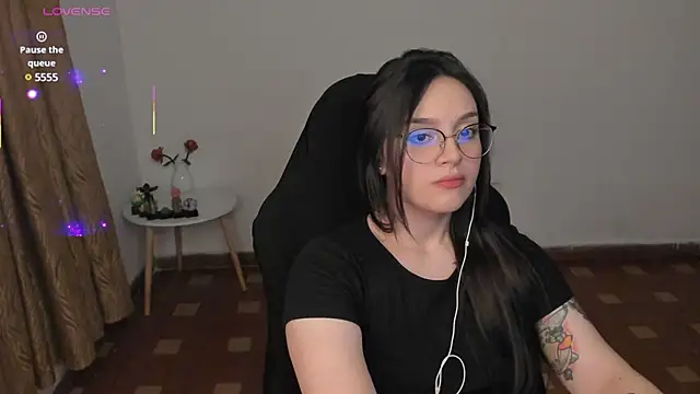 Snapshot of anaveleeez chatting on 1, 3, 2025 anaveleeez online show from 1, 3, 2025