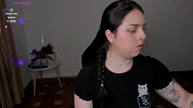 Snapshot of anaveleeez chatting on 22, 2, 2025 anaveleeez online show from 22, 2, 2025