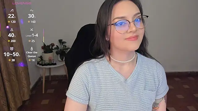 Snapshot of anaveleeez chatting on 27, 2, 2025 anaveleeez online show from 27, 2, 2025