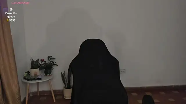 Snapshot of anaveleeez chatting on 12, 3, 2025 anaveleeez online show from 12, 3, 2025