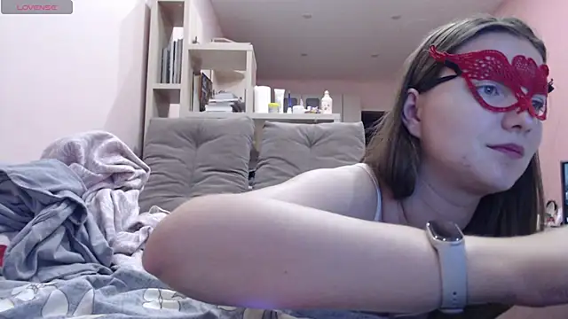 Snapshot of A2ure chatting on 13, 7, 2026 A2ure online show from 13, 7, 2026