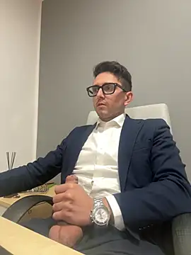 masterboss  online show from 3, 12, 2025