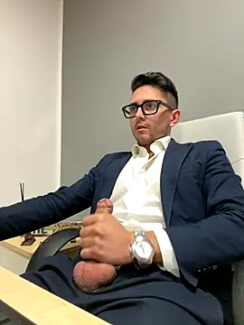 masterboss  online show from 4, 11, 2025